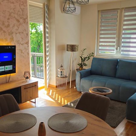 Apartment Ela スボティツァ エクステリア 写真