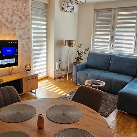 Apartment Ela スボティツァ エクステリア 写真