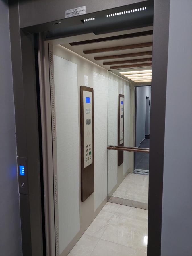 Apartment Ela スボティツァ エクステリア 写真