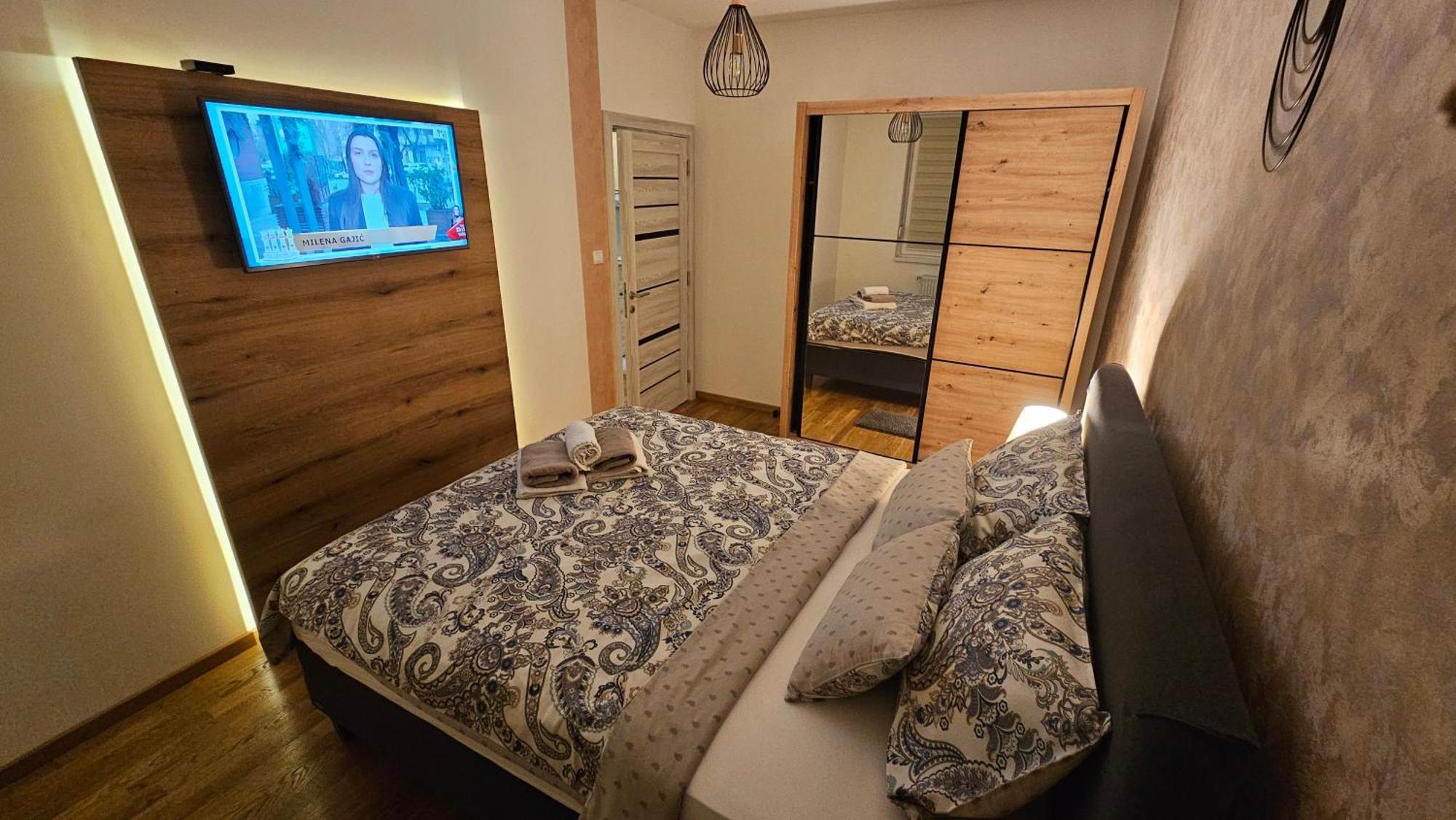 Apartment Ela スボティツァ エクステリア 写真