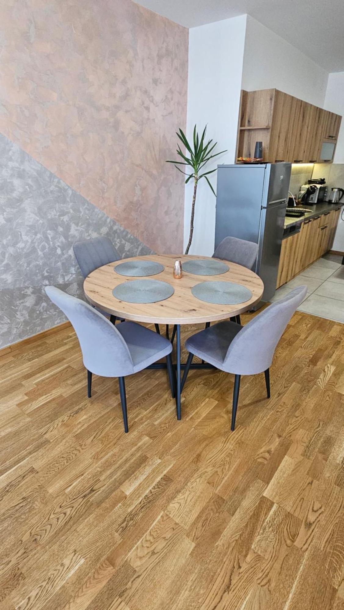 Apartment Ela スボティツァ エクステリア 写真